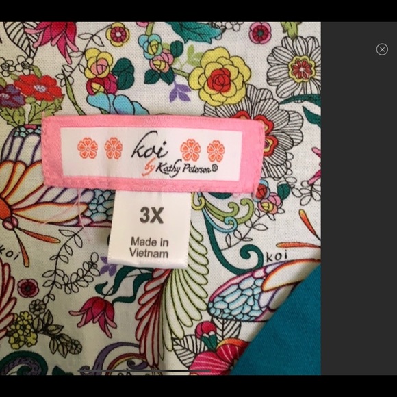 Koi scrub top - Picture 2 of 3